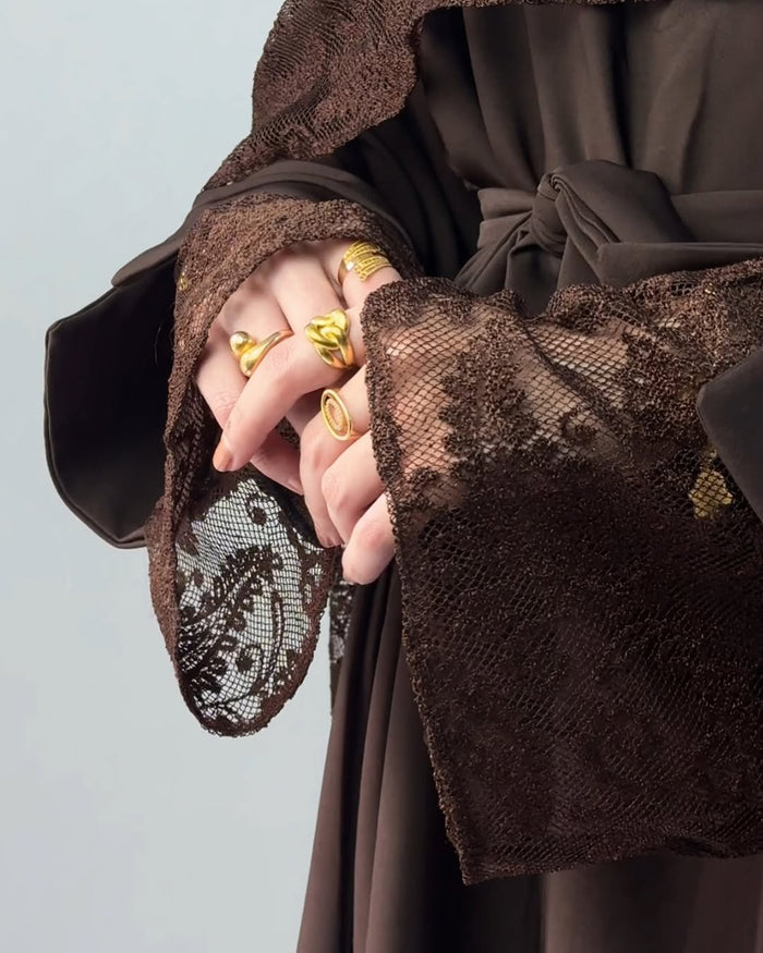 Ayla Abaya